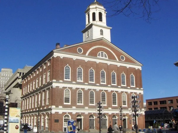 Guided Step-on Tour of Boston