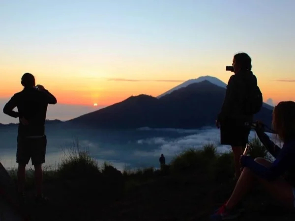 Bali Sunrise Trekking to Mount Batur Full Day Tour