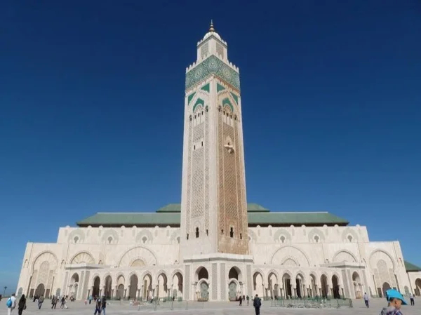 Casablanca Airport Transfer and Visit of the Great Hassan II Mosque