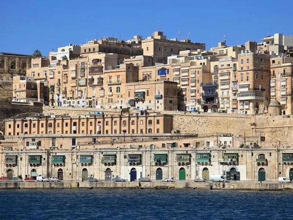 Cyprus' little sister: Malta - Indoor Live Virtual Tour