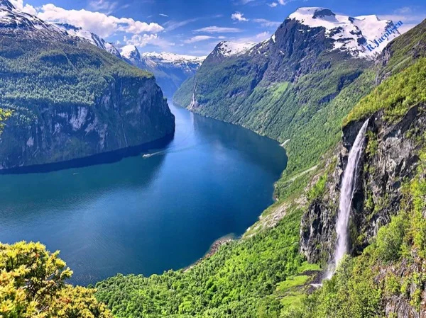 Round trip Ålesund-Geiranger - Full Day Tour