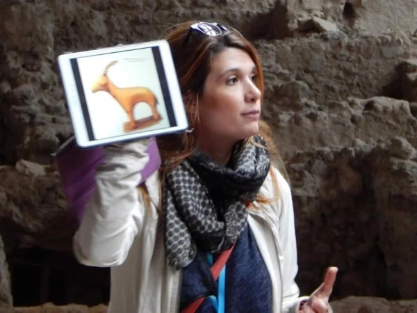 Travel through Antiquity, Akrotiri and Museum - Half Day Guided Tour