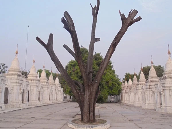 City tour of the the last Myanmar kingdom capital!