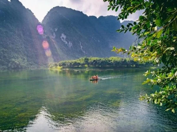 Hoa Lu - Trang An Grottoes Tour Full Day