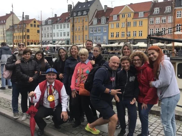 The best of Copenhagen, the Viking Ship Museum and Roskilde Cathedral by car, minibus (11 guests) or tourist bus (61 guests)
