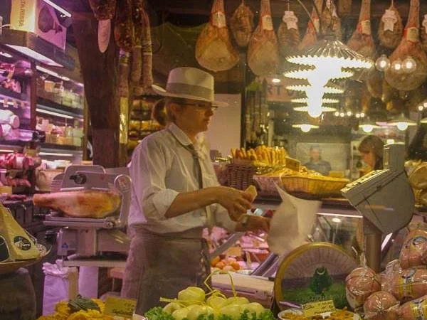 Bologna "Eat & Art" - Private Walking Tour