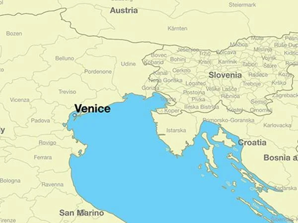 From Italy to Slovenia full day tour