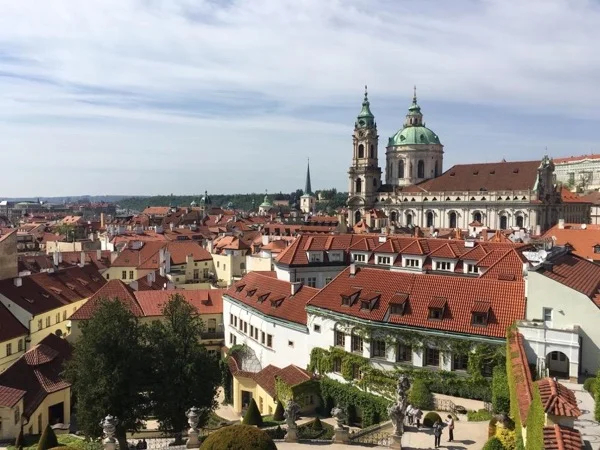 A Prague Overview in a Short Tour