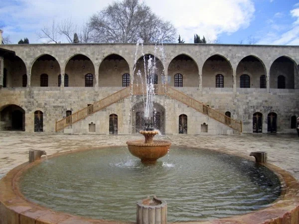 Beiteddine and Deir Al-Qamar Full Day Tour