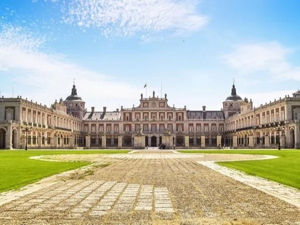 Aranjuez Half Day Tour: Royal Palace and Gardens
