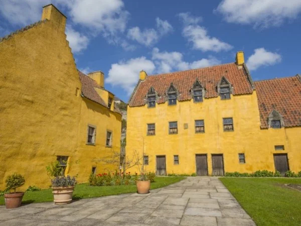 The Outlander Experience - Full Day Tour from Edinburgh
