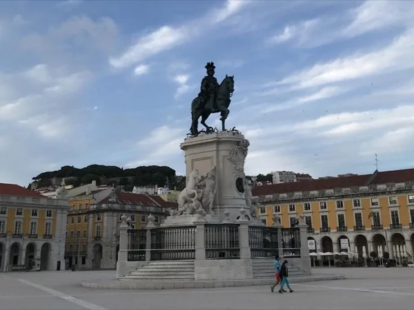 Lisbon for First Time Visitors Half Day Tour