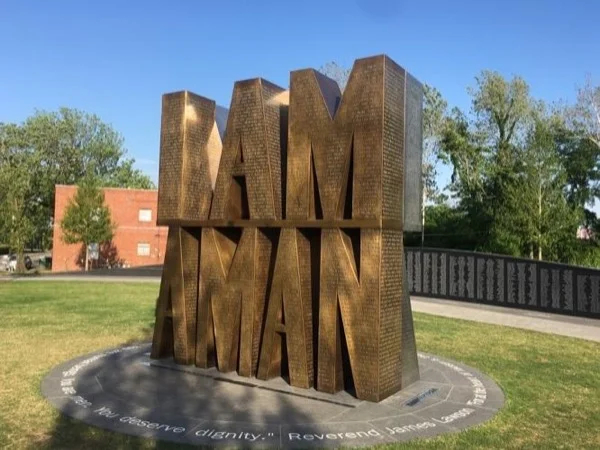 Half day private guided tour of Memphis