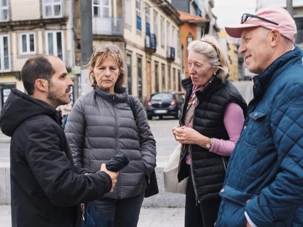 Express Walking Tour in Porto With Port Wine Tasting