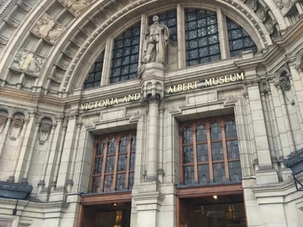 Art and Design at the Victoria and Albert Museum - a private guided tour