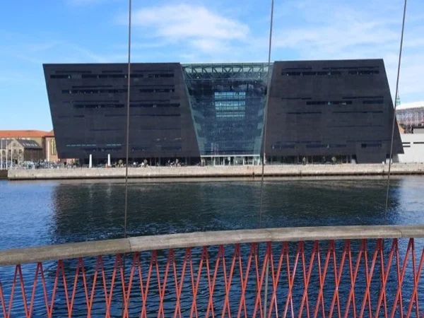 Contemporary Architecture and Urban Design in Copenhagen half day tour