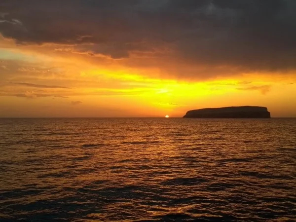 Santorini Water, Earth & Sky Full Day Tour
