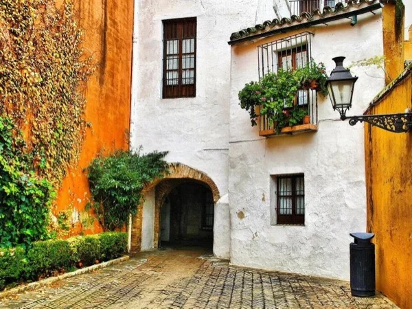 A Private Monumental Half Day Tour