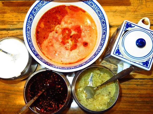 Authentic Xi'an Food Tour with Local Drinks by Tuk Tuk