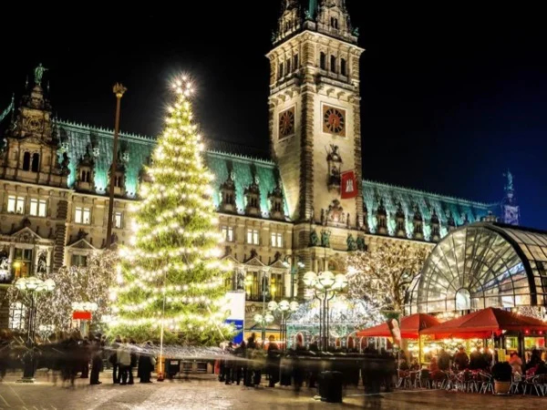 Private Hamburg Christmas Market Tour