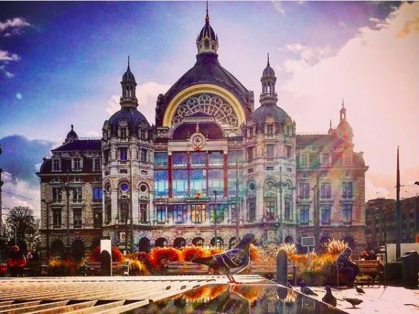 Antwerp cycling + walking tour