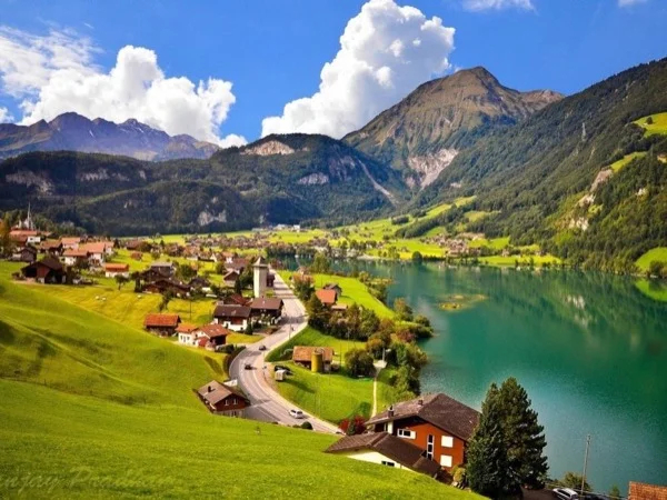 The Private Swiss Hiking Tour