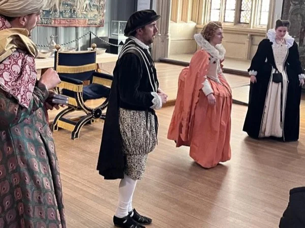 Hampton Court Full Day Private Driving Tour