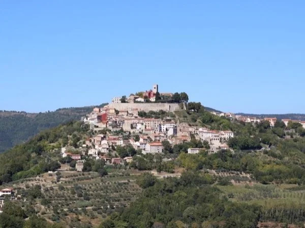 Delicacies of Central Istria - history and food tour