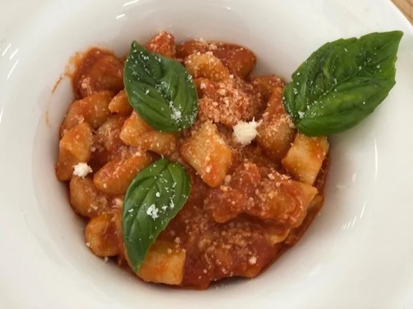 Gnocchi di Patate alla Sorrentina - cook along with me a delicious Italian masterpiece! - INDOOR Live Virtual Tour