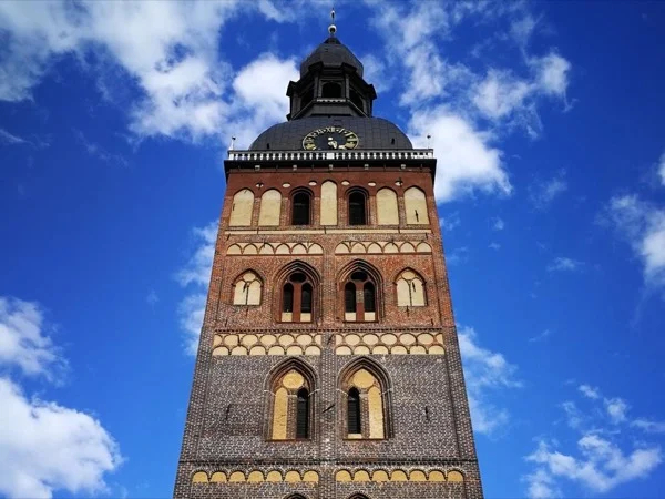 Essential Old Riga and Art Nouveau District Walking Tour