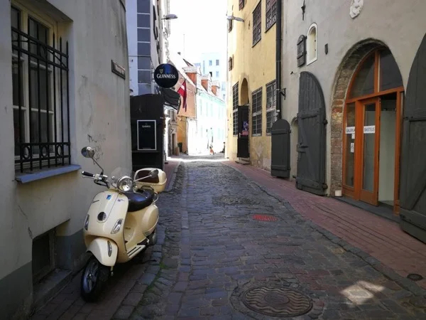 A Day with a Local - Riga Half Day Tour