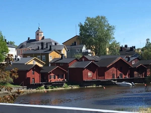Private Helsinki City and Old Medieval Porvoo Tour