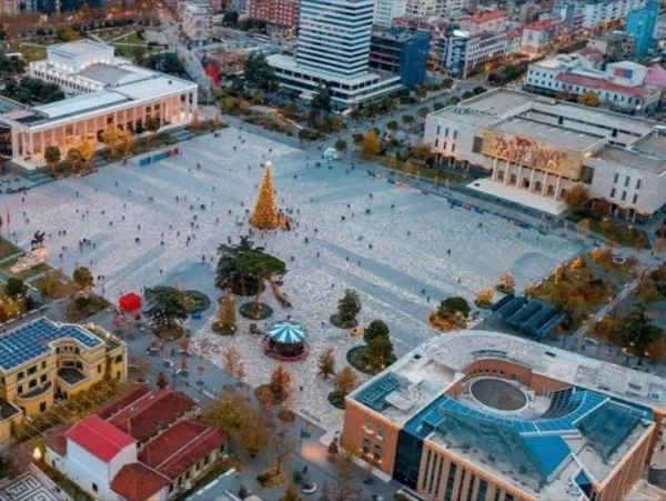 Tirana Sightseeing, Private Walking Tour