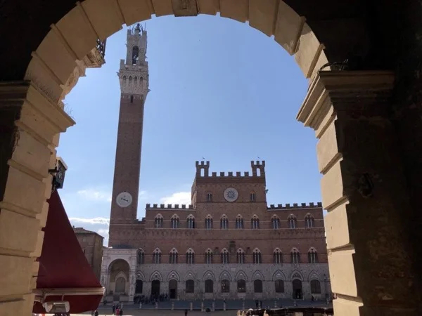 Highlights of Siena private tour with local treats - half day