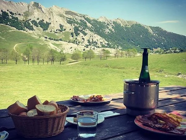 San Sebastian Trekking Day: Easy Mountain Trail to the heart of the Basque Country!