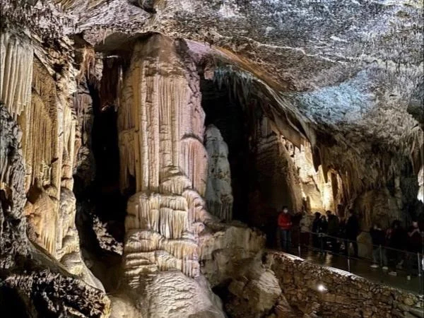 Breathtaking Postojna Cave and Mighty Predjama castle