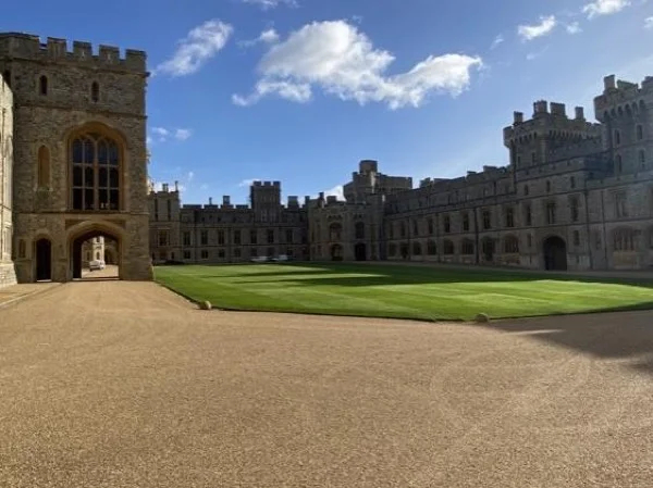 Hampton Court & Windsor Castle Day out!!!