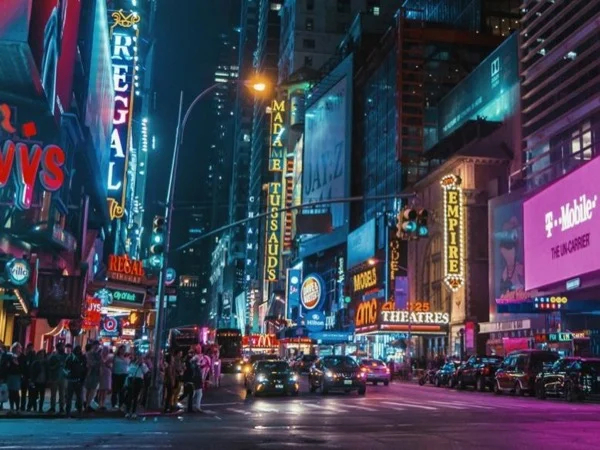 New York City Neighborhoods: Diamonds In The Rough Tour