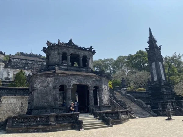 Discover Hue, the architectural and gastronomic gem of Vietnam