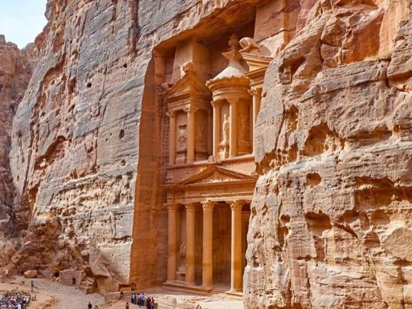 Private tour to Petra Madaba & Mount Nebo