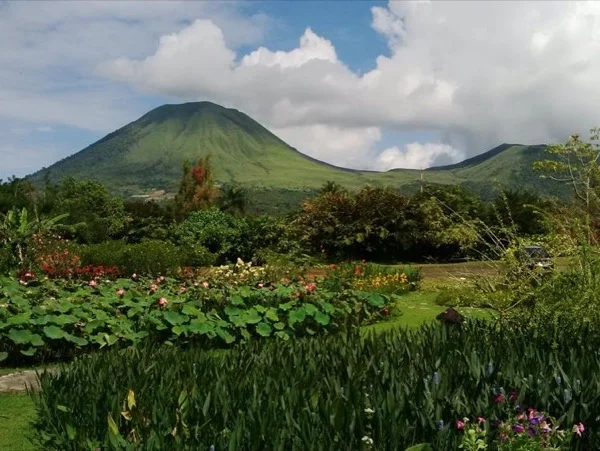 Climbing Mount Lokon Full Day Tour