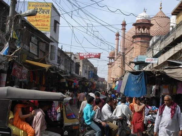 Taj Mahal private tour with Heritage walk in old bazaar & Spice market.