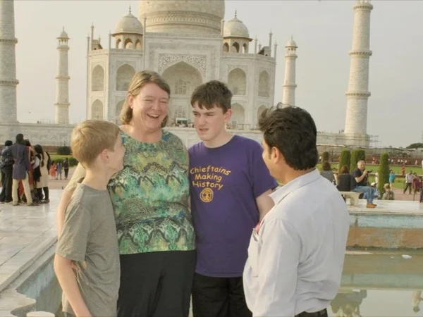 Delhi/Agra/Delhi: 01 Over night in Agra: 02days tour.
