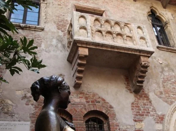 Verona Shakespeare Romeo and Juliet tour