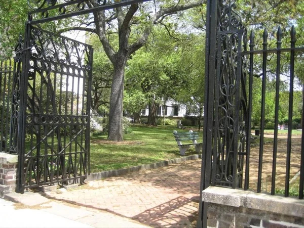 Magical History Tour of Charleston