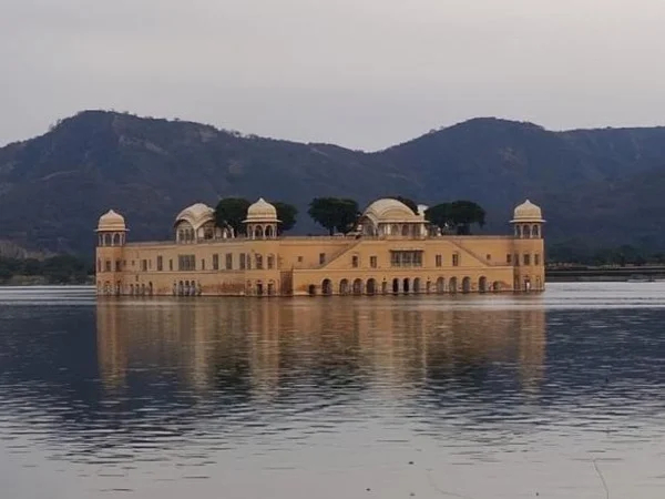 Jaipur Full Day Sightseeing Tour