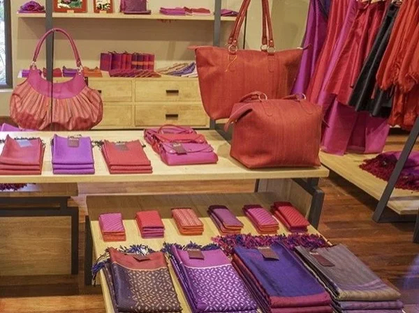 Specialize Fabrics Golden Silk Siem Reap Tour
