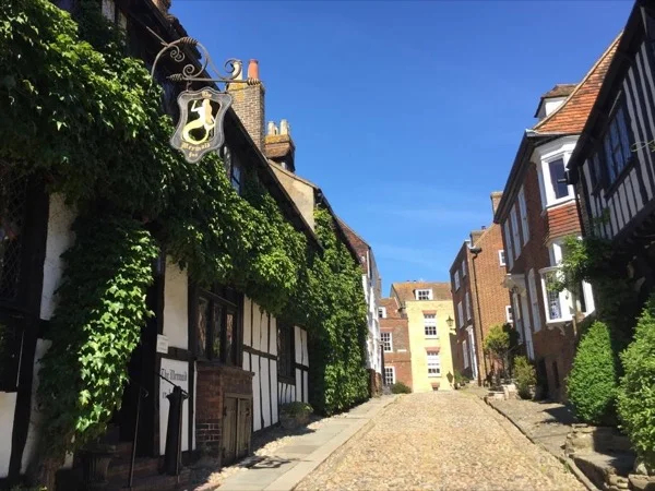 A Visit to "Rye Royale", a private tour from Dover Port.
