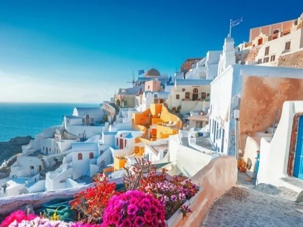 Crete - Santorini (Port to Port) Half Day Tour