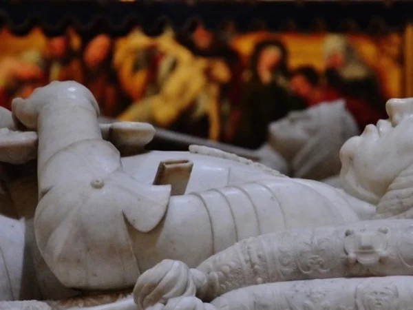 Explore the multicultural heritage of Granada